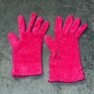 SO pink super soft stretchy gloves one size women’s